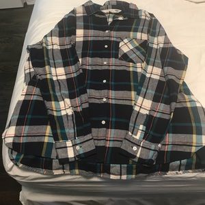 Old Navy NWOT Classic plaid shirt